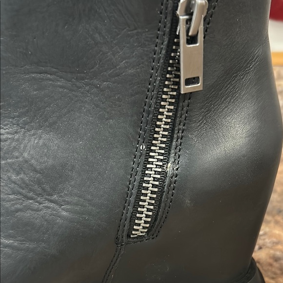 Sorel Women's Black Leather Wedge Zip Booties - Picture 7 of 7